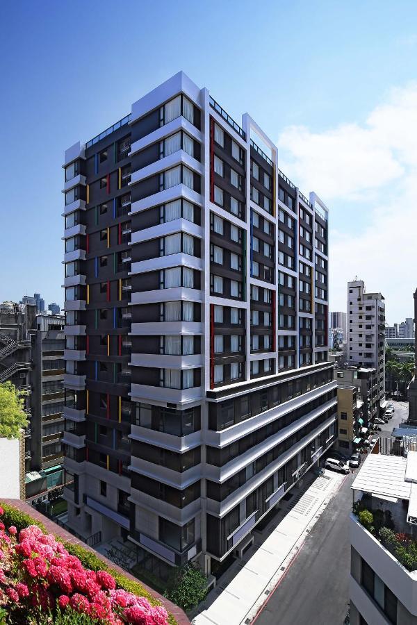 Fullon Poshtel - Kaohsiung Hotel Exterior photo